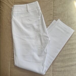 New York & Comoany 7th Ave. Ankle White Pants Size 8